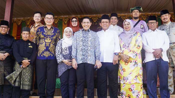 Kunjungan Minister in the Prime Minister's Office Singapura, Mohamad Maliki Osman dan Istri, Sadiah Shahal beserta jajarannya di Pulau Penyengat