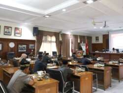 Ini Pandangan Umum Enam Fraksi DPRD Bukittinggi terhadap Ranperda Penyelenggaraan Kota Layak Anak serta Pajak dan Retribusi Daerah