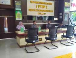 PN Pasbar Gelar Sidang Perdana Gugatan Mantan Dirut Perumdam Tirta Gemilang Melawan Bupati