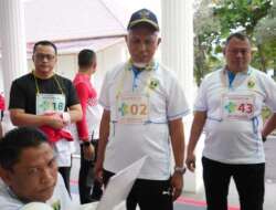 Gubernur Mahyeldi saat membuka kegiatan Pengukuran Kebugaran Jasmani Kepala OPD di lingkup Pemerintah Provinsi (Pemprov) Sumbar