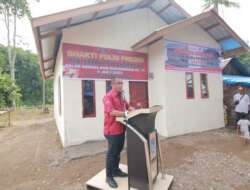 Pj Wali Kota Payakumbuh, Rida Ananda Berikan Sambutan Saat Penyerahan Kunci Rumah Sari Puspita (30) Di Kelurahan Koto Panjang Dalam