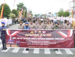 Polwan Napak Tilas di Bukittinggi