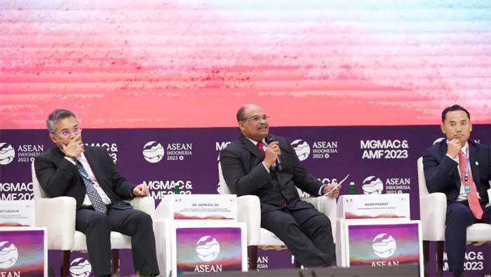 Dirjen Bina Adwil Kemendagri, Safrizal ZA dalam Plenary Session Meeting of Governors and Mayors of ASEAN Capitals (MGMAC) dan ASEAN Mayors Forum