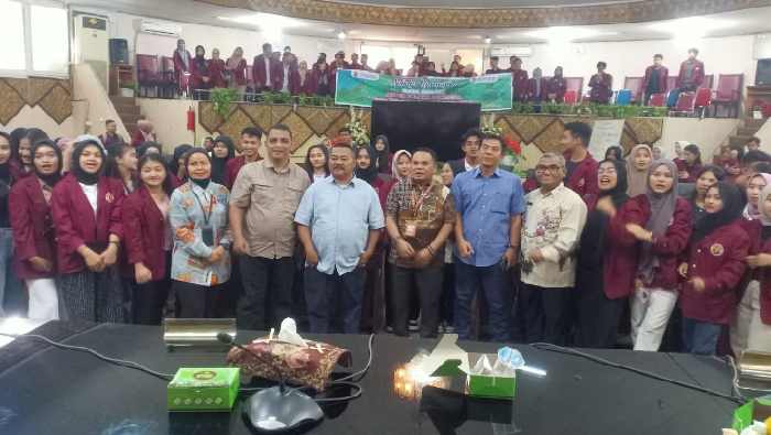 Mahasiswa Universitas Ekasakti Studi Hukum Dan Politik Ke Dprd Padang