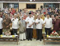 Di Seminar Papeindo, Mahyeldi Ingatkan Peluang Sumbar Merajai Pasar Produk Halal Dunia