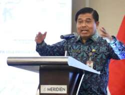 Sekjen Kemendagri, Suhajar Diantoro