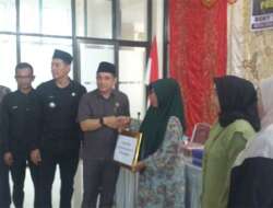 Tiga Posyandu di Belakangbalok Terima Bantuan Hibah Pokir Ketua DPRD Bukittinggi