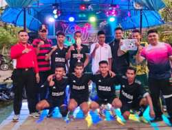 Ketua KONI Pessel Serahkan Piala dan Hadiah Turnamen Bola Kaki Nagari Koto Nan Tigo Cup