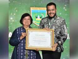 Hebat! Wako Padang Panjang Kembali Terima Penghargaan Nirwasita Tantra, Dua Kategori Sekaligus