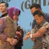 Mensos Tri Rismaharini saat peluncuran inovasi peralatan pendukung aksesibilitas para penyandang disabilitas, Gelang Disabilitas Grahita (Grita)