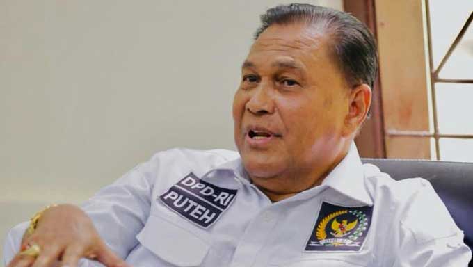 Abdullah Puteh: Seharusnya Pemerintah Fokus Berantas Judi Online Ketimbang Menutup TikTok 1 Anggota DPD RI Provinsi Aceh, Prof. Abdullah Puteh