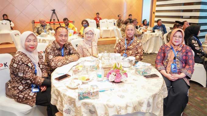 Pj Bupati dan Ketua DPRD Muba Ikuti Executive Briefing Penguatan Antikorupsi KPK