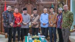Ketua Umum Pp Muhammadiyah, Haedar Nashir Saat Menerima Kunjungan Ketua Dpd Ri Aa Lanyalla Mahmud Mattalitti Dan Sejumlah Anggota Dpd Ri