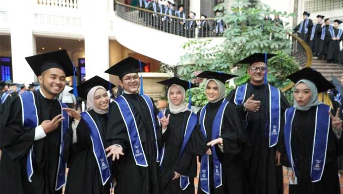 Mahasiswi Padang Panjang di Sampoerna University