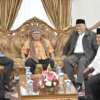 Gubernur Sumbar, Mahyeldi dan Wakil Gubernur Audy Joinaldy sambut kedatangan Ketua DPP Gebu Minang, Oesman Sapta Odang
