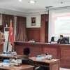 Wakil Walikota Bukittinggi, Marfendi menyampaikan hantaran Raperda