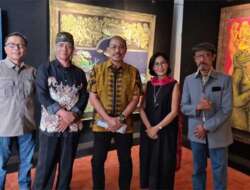 Buka Pameran Lukisan, Senator Nono Sampono Apresiasi Karya Seni Budi Karmanto