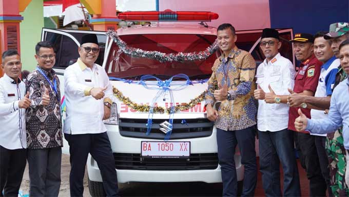 Pln Uid Sumbar Berbagi Tjsl Berupa Ambulans Ke Nagari Sibarambang, Solok