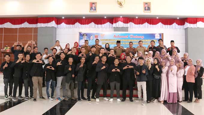 Pengukuhan Agam Photography Community dan Aliansi Make up Artist Kabupaten Agam