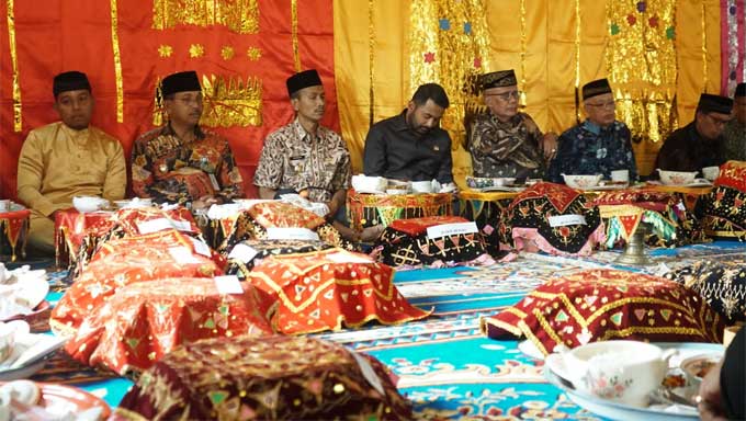 Penilaian KAN Tingkat Provinsi, Bupati Solok Selatan: Keberadaan KAN Melengkapi Wali Nagari 1 Penilaian KAN Tingkat Provinsi di Nagari Sungai Kunyit, Kecamatan Sangir Balai Janggo