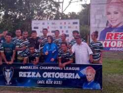 Rezka Oktoberia Sponsori Turnamen Sepakbola Andaleh Champions League di Limapuluh Kota