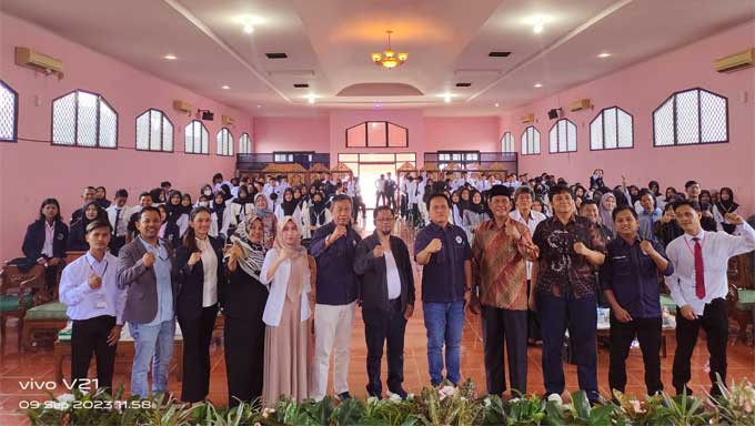 Seminar Nasional bertajuk "Kriteria Calon Bupati Muba 2024 Pilihan Generasi Milenial" yang dipandu oleh Yohandes (Jay), Sabtu (9/9/2023) di Aula Yayasan Rahmany Kampus A Institut Rahmaniyah Sekayu.