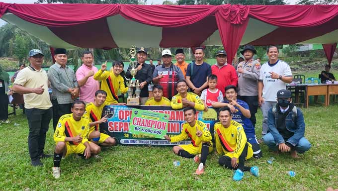 Tim M Zaki Juara Turnamen Sepak Bola Mini Cup Iv Se-Sumbar Di Kinali