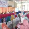 Ade Rezki Pratama bersama BPOM Padang Edukasi Masyarakat Lansek Kodok Barat tentang Produk Kosmetik dan Makanan Palsu Berbahaya
