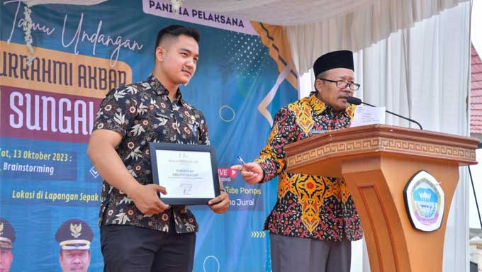 Anak Nagari Sungai Pua Gelar Silaturahmi Akbar selama 3 Hari 1 Bupati Agam hadiri Silaturahmi Akbar yang digelar Anak Nagari Sungai Pua
