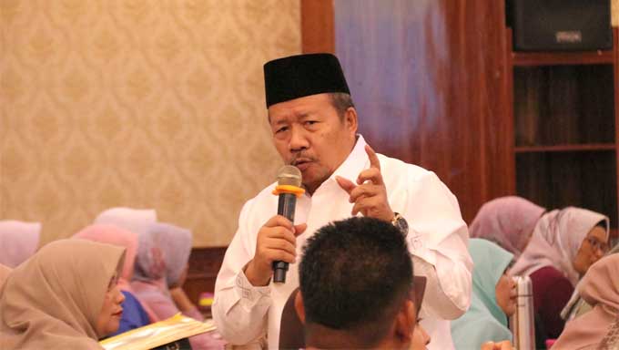 Bupati Agam Berikan Motivasi kepada Kepala Sekolah dan Guru