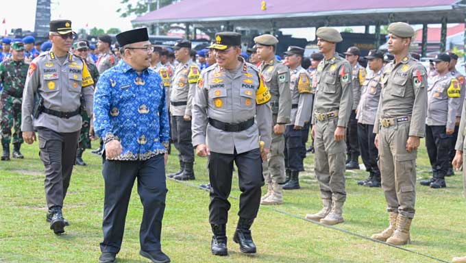 Apel Gelar Operasi Mantap Brata Singgalang di Polda Sumbar