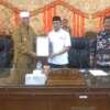 Bupati Hamsuardi Sampaikan Jawaban atas Laporan Pansus DPRD Pabar terhadap 2 Ranperda