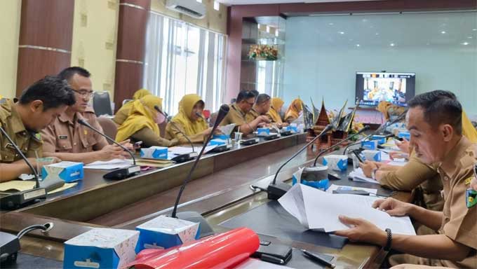 Disdikbud Pessel Ikuti Rapat Harmonisasi Virtual dengan Kemenkumham 1 Disdikbud Pessel Ikuti Rapat Harmonisasi Virtual dengan Kemenkumham