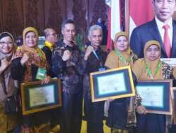 Empat Sekolah di Padang Panjang Ini Terima Penghargaan Adiwiyata Tingkat Nasional