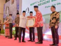 Kinerja Luar Biasa! Gubernur Sumbar Terima Penghargaan dari Wapres