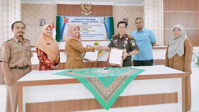 Kejari bersama DKPP Agam Jalin Kerja Sama dalam Pembinaan dan Pengawasan Perizinan Usaha