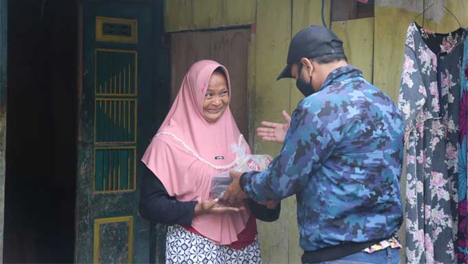 Kemensos Salurkan Bantuan Permakanan bagi Disabilitas