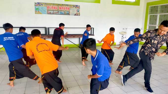 LPKA Tanjung Pati Isi Waktu Anak Binaan dengan Latihan Tari Tradisional
