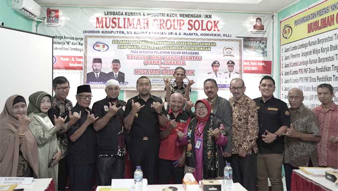 Wakil Gubernur Sumbar buka Pelatihan Sulam yang diadakan Yayasan Bina Ranah Rantau Jakarta bersama Muslimah Group Solok