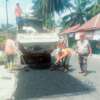 Perbaikan Jalan Poros Manggopoh - Padang Luar