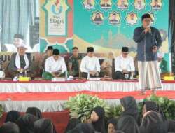 Ribuan Santri dari Tiga Kecamatan Semarakkan Peringatan Hari Santri di Bayung Lencir