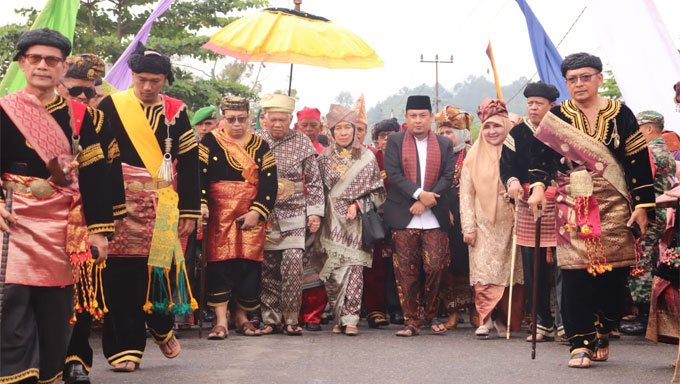 33 Penghulu Nagari Aia Tobik Dikukuhkan