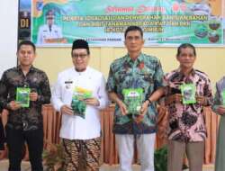 KWT dan PKK se-Kota Payakumbuh Dapat Bantuan Bahan dan Bibit Tanaman