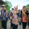 Surya Tri Harto saat batagak gala Datuk Rangkayo Mulia Nan Diapa di Jorong Batu Panjang