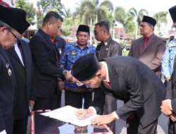 Peringati Hari Pahlawan, Pemkab Agam Juga Tandatangani Hibah Pendanaan Pilkada 2024 dengan KPU dan Bawaslu