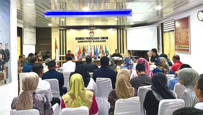 KPU Kabupaten Sijunjung Gelar Rakor Penetapan Titik Lokasi Pemasangan APK