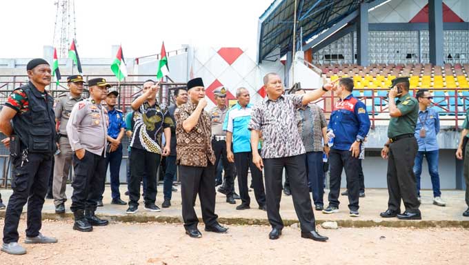 Pj Bupati Muba Cek Kesiapan Lapangan Tablig Akbar bersama Rhoma Irama