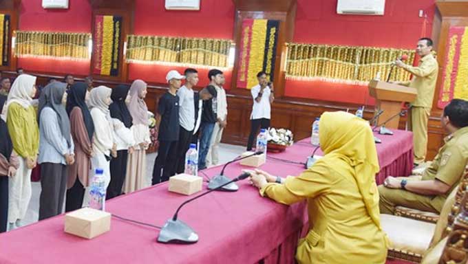 Wako Pariaman Lepas 18 Mahasiswa Program Sagasaja ke ITPLN