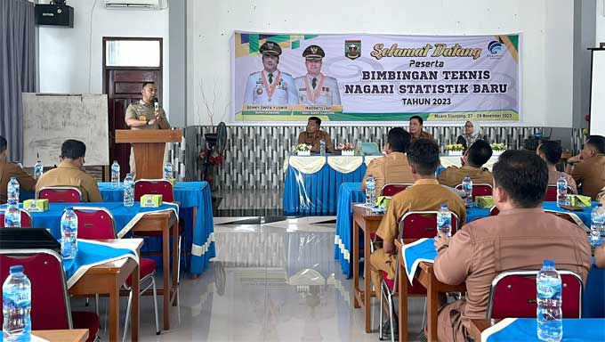 Bupati Sijunjung buka Bimtek bagi 20 Nagari Statistik Baru yang diadakan Diskominfo