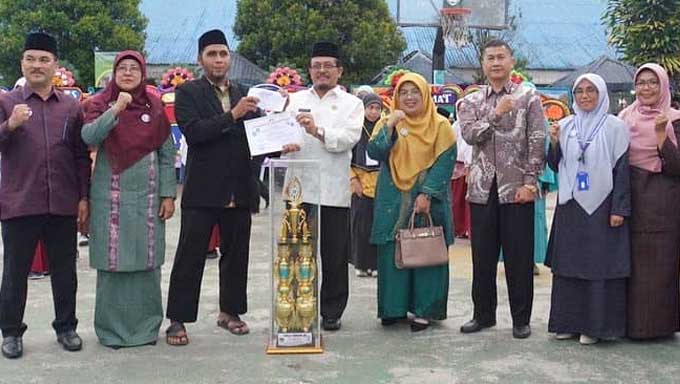 SDIT Dar El Iman Padang Juara Umum Olimpiade MDI 5 Tingkat Sumbar di Padang Panjang